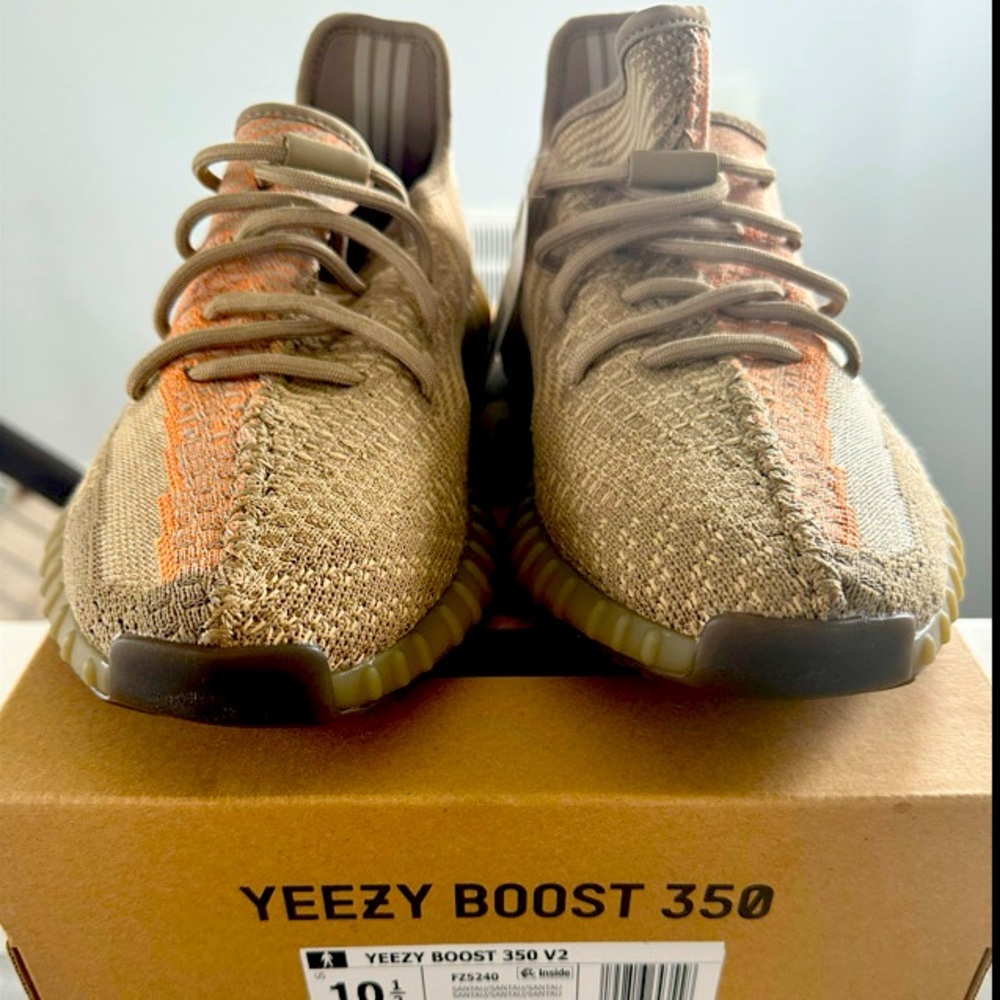 Original adidas Yezzy Boost 350 V2 size 10.5